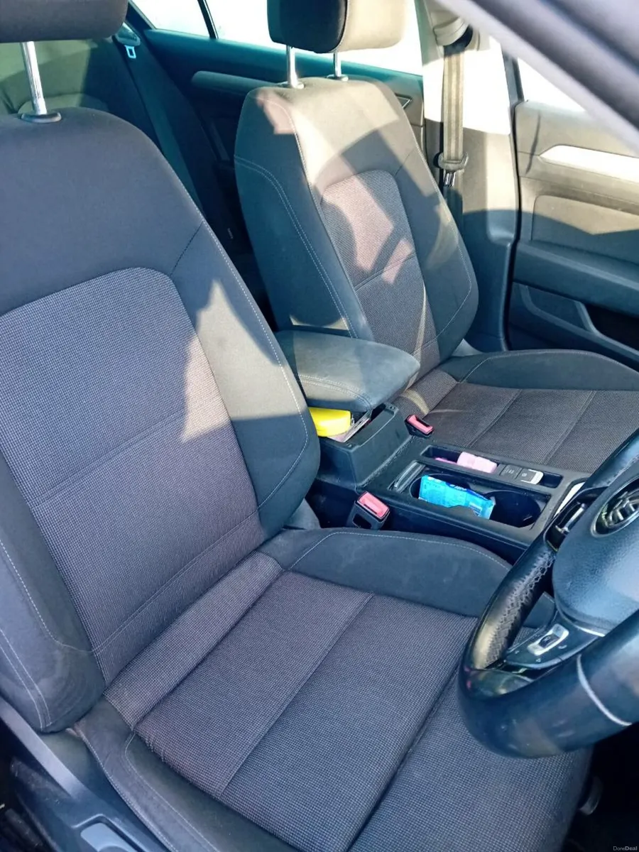 Volkswagen Passat 2015 - Image 4