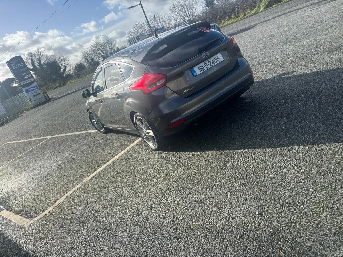 Ford focus - Image 4