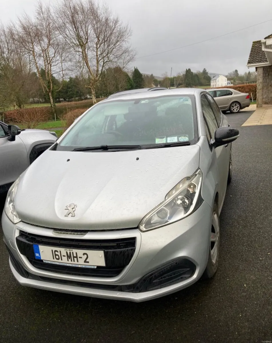 Peugeot 208 2016 - Image 1