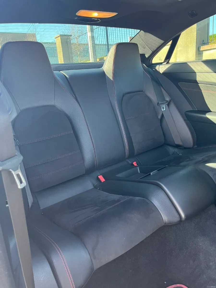 Mercedes E250 2015 - Image 2