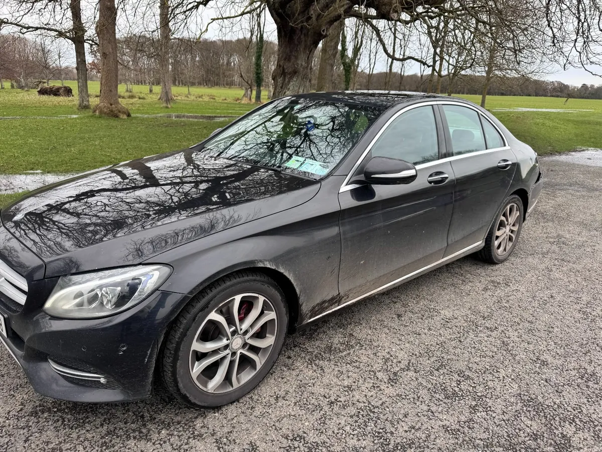Mercedes-Benz C-Class 2015 - Image 2
