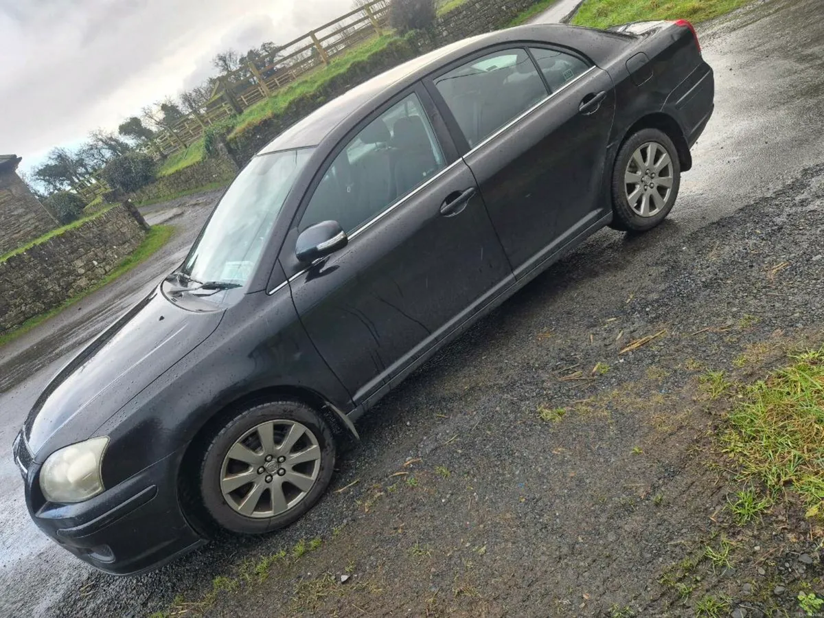 Toyota  Avensis - Image 3