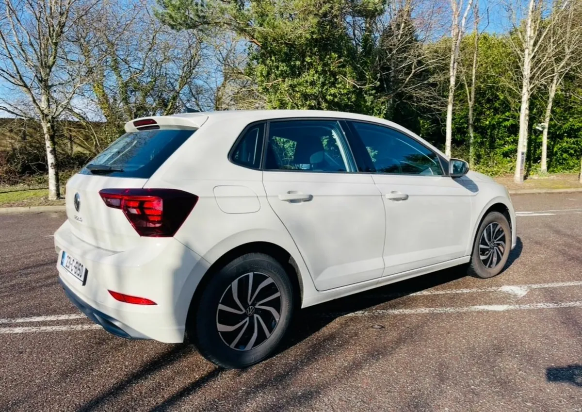 Volkswagen Polo 2023 - Image 3