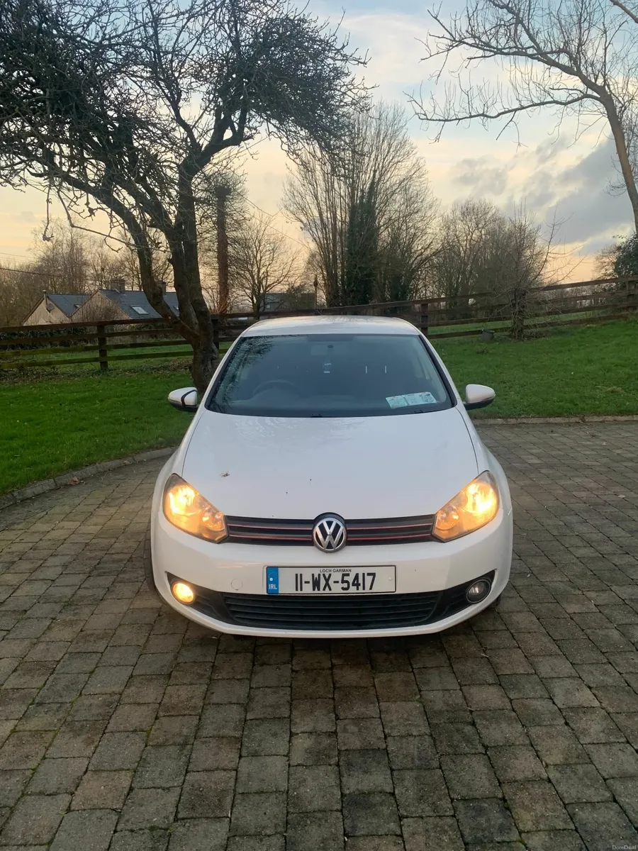 Volkswagen Golf 2011 - Image 1