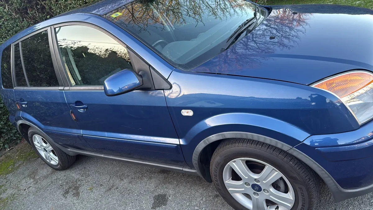 Ford Fusion 2008 - Image 1