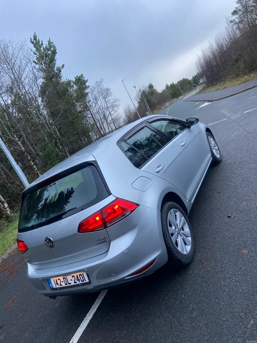 2014 Volkswagen Golf - Image 4