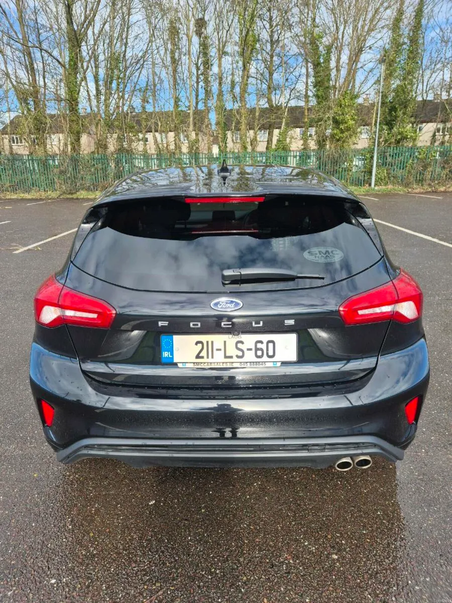 Ford Focus ST-LINE TDCI 2021 - Image 4