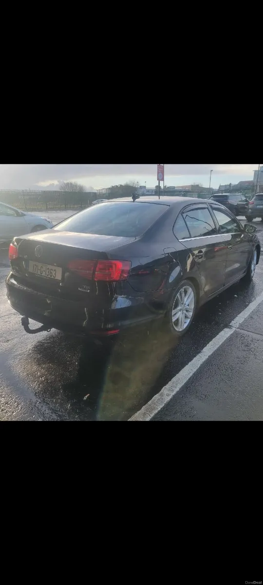 Volkswagen Jetta 2017 - Image 2