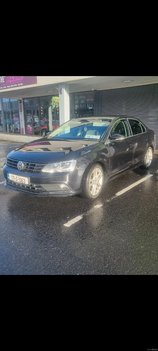 Volkswagen Jetta 2017 - Image 3
