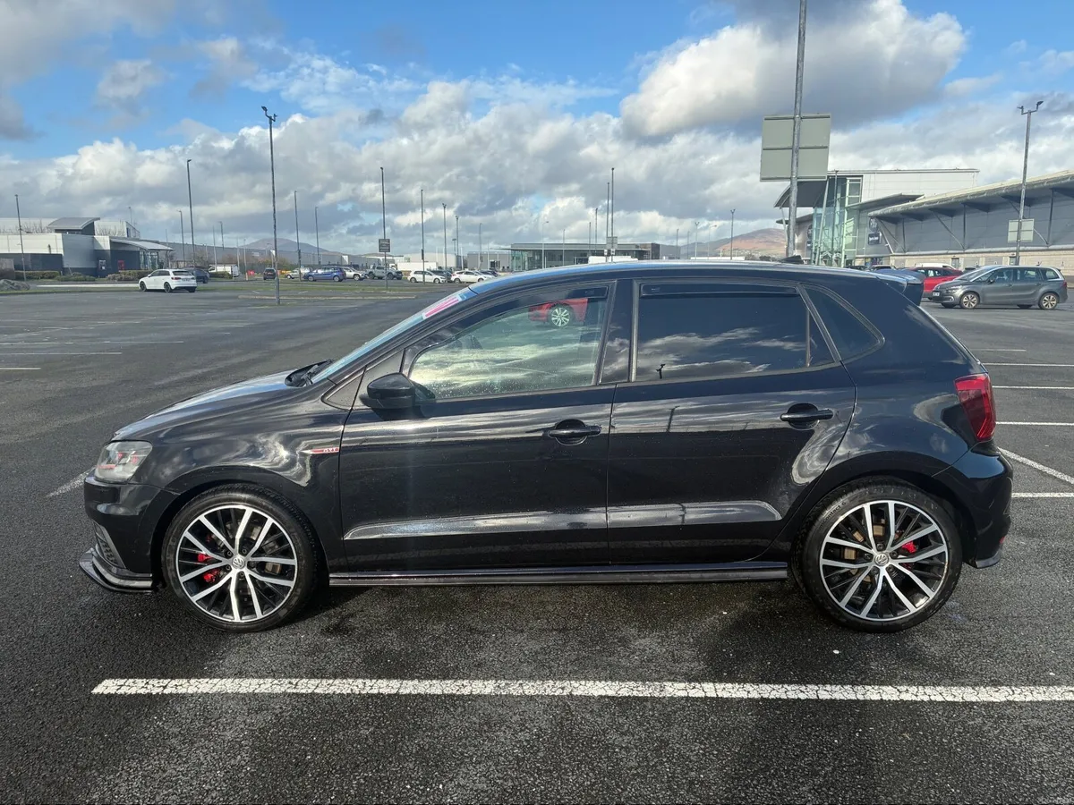 Volkswagen Polo GTI 2015 - Image 3