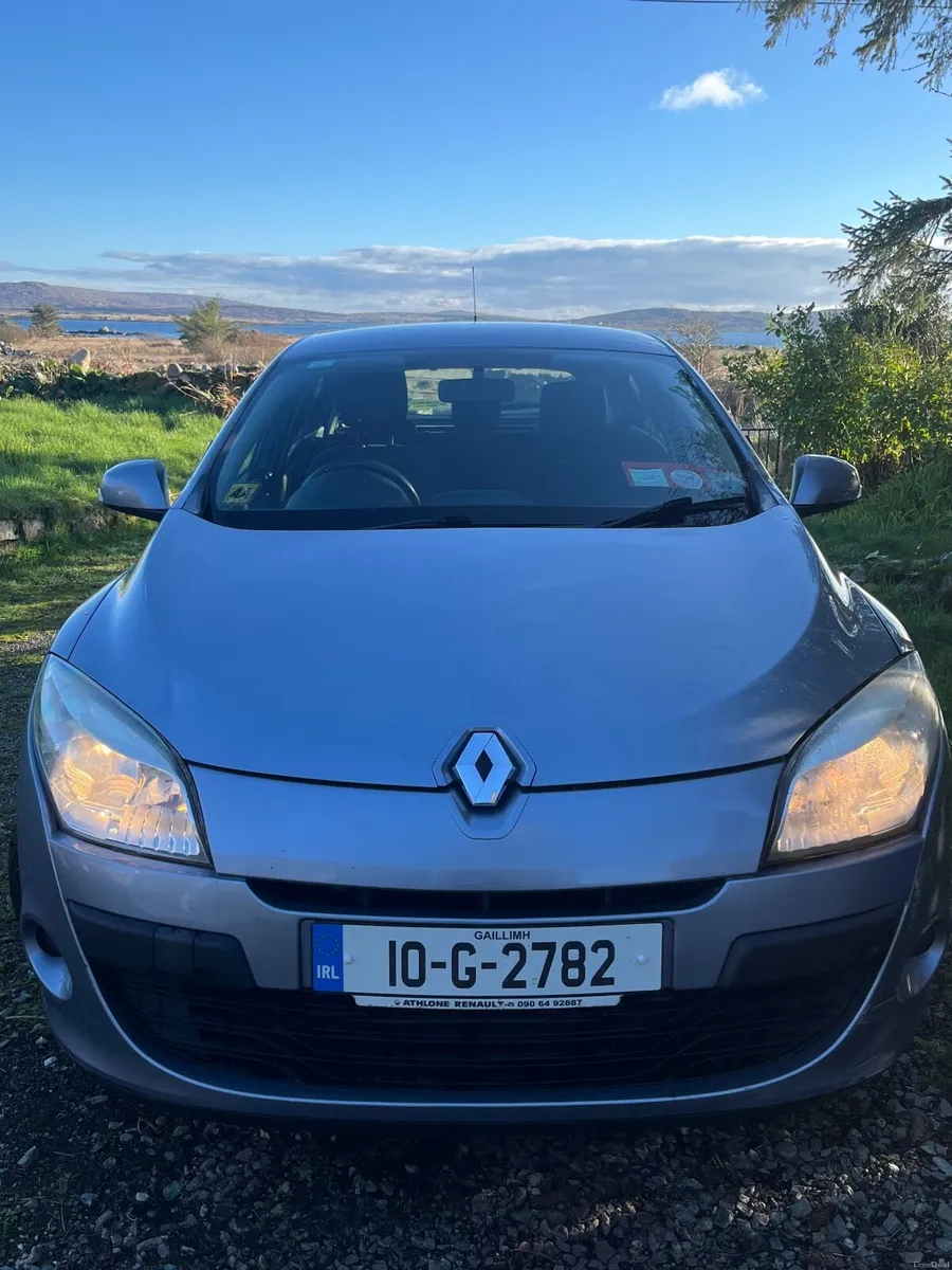 Renault Megane 2010 - Image 1