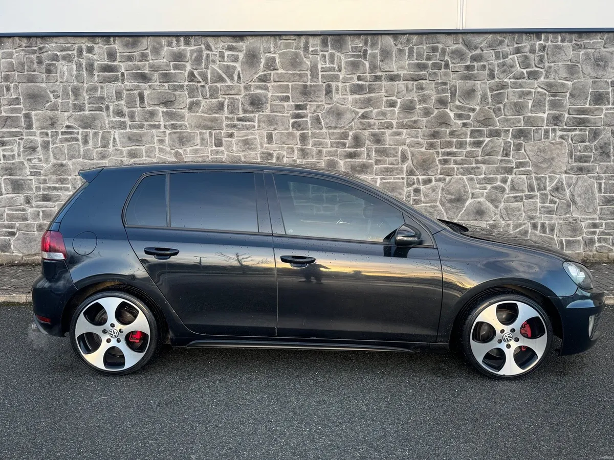🚗2010 VOLKSWAGEN GOLF GTI DSG LOW KM🚗 - Image 3