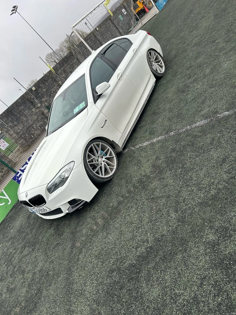 2011 bmw 520d f10 msport - Image 4