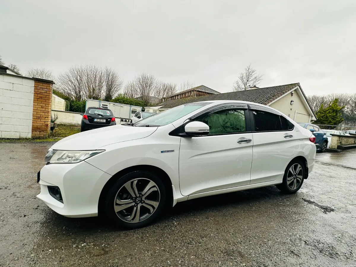 HONDA GRACE/CIVIC 2015 65K MILES - Image 4