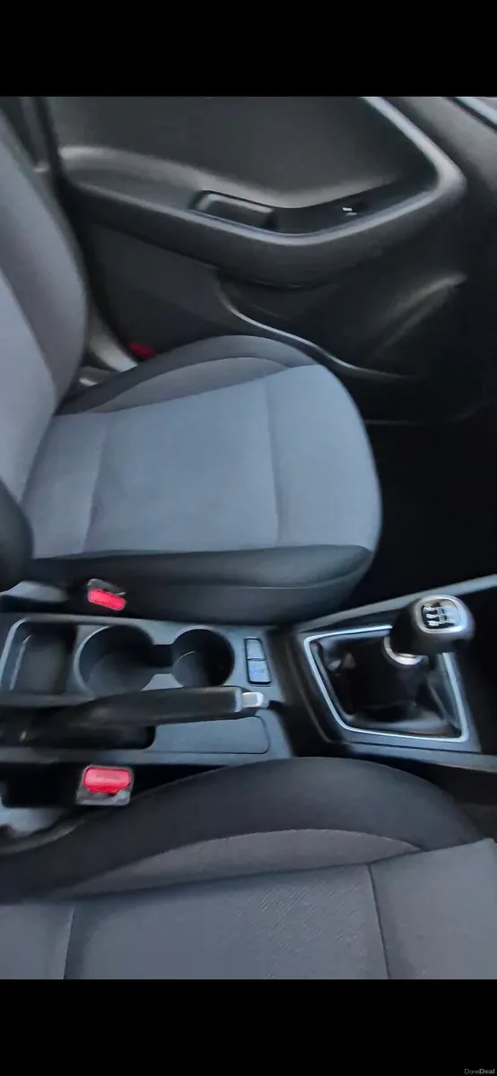 2017 Hyundai i20 - Image 4