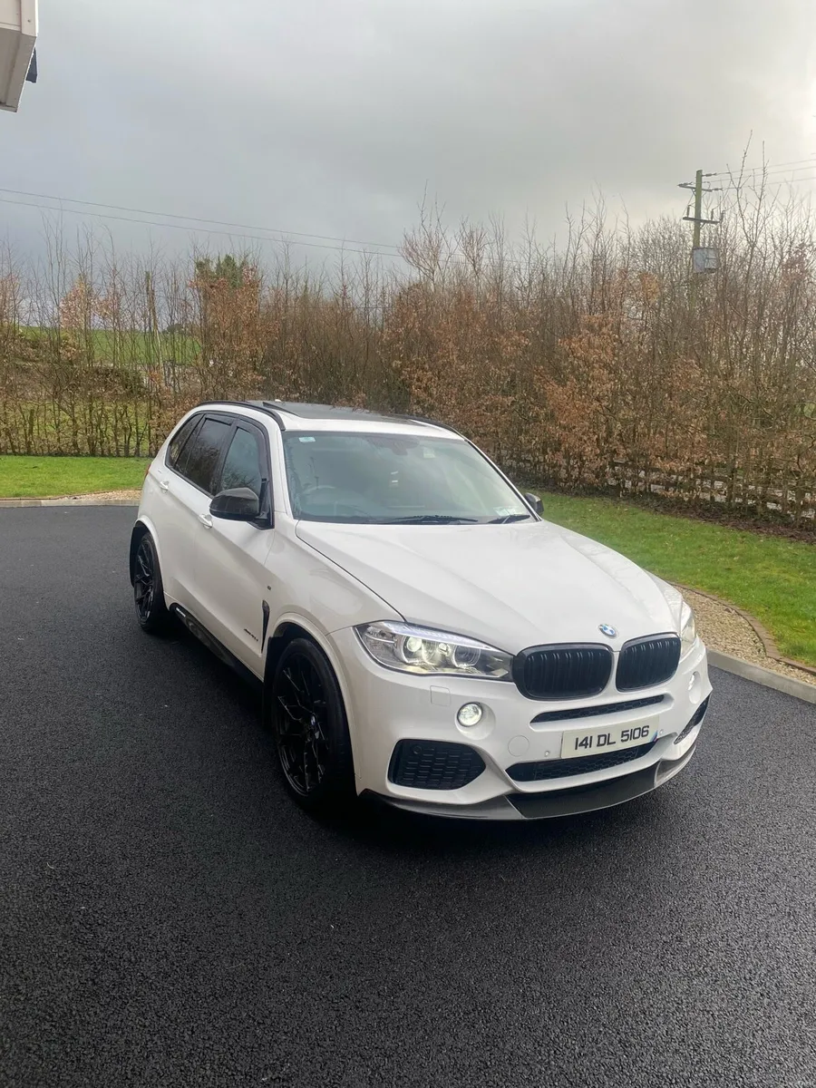 **BMW X5 40D** - Image 1