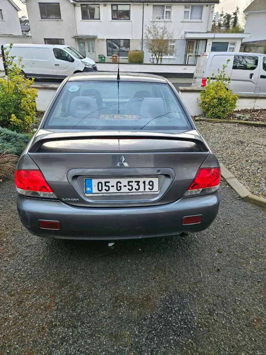 Mitsubishi Lancer 2005 - Image 2