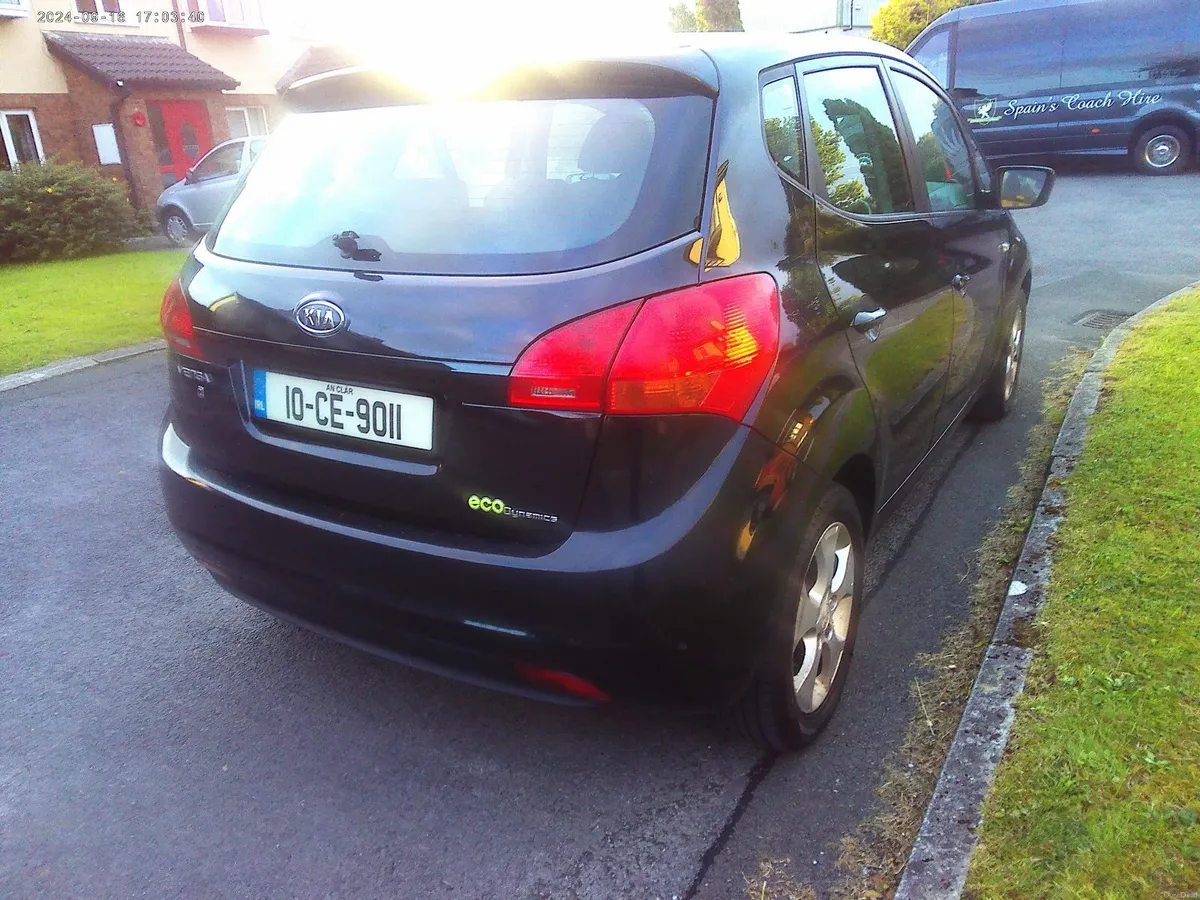 Kia Venga NCT 04/27 - Image 2