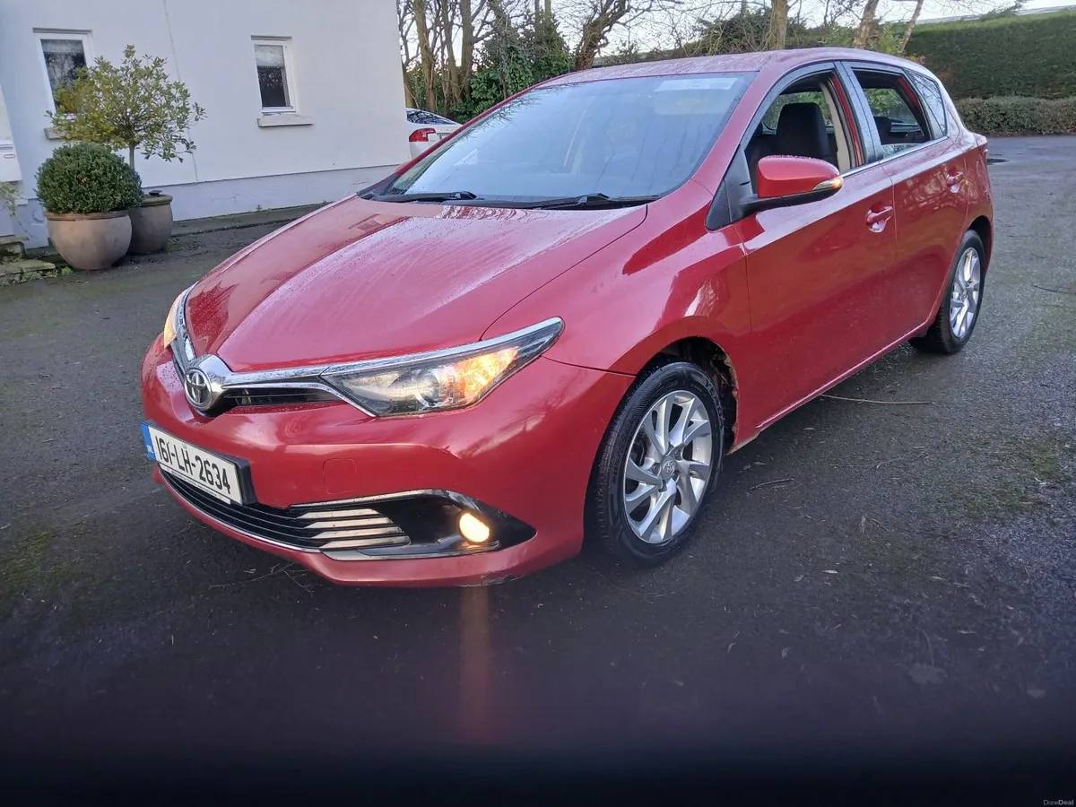 Toyota Auris 2016 1.4 D4D NCTd & Taxed - Image 3