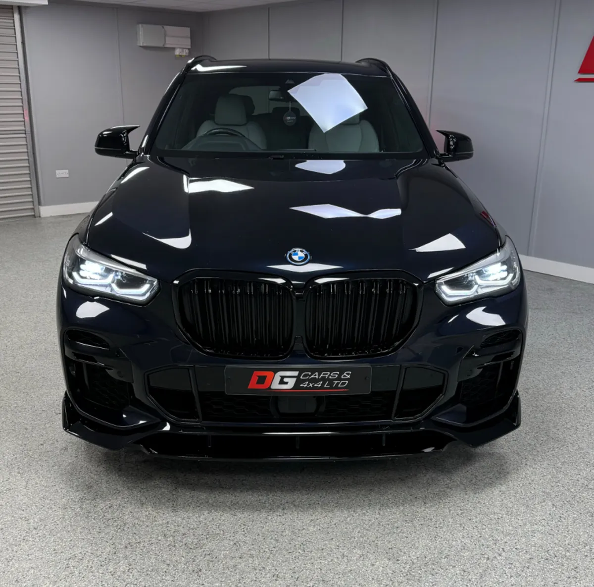 2022 BMW X5 3.0 45E M Sport X Drive Automatic - Image 2