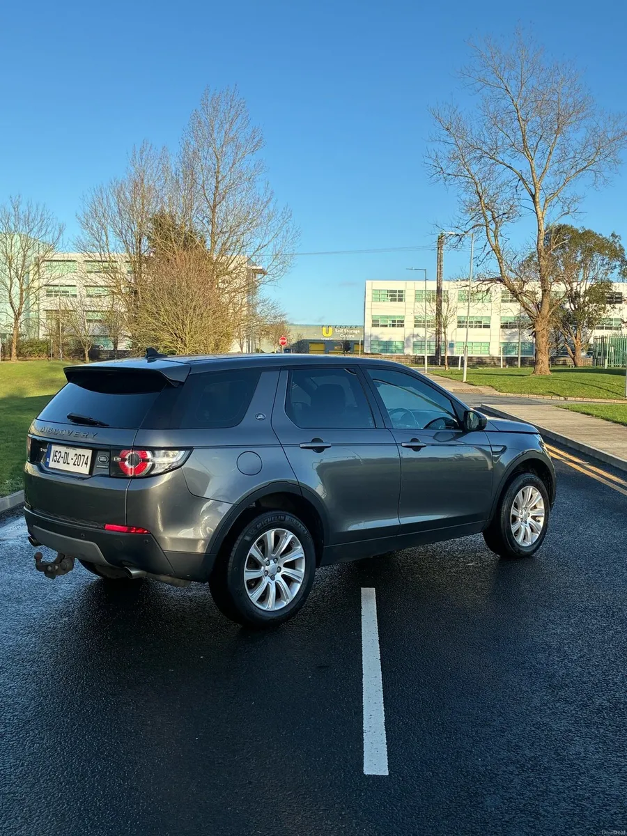 Land Rover Discovery Sport - Image 3