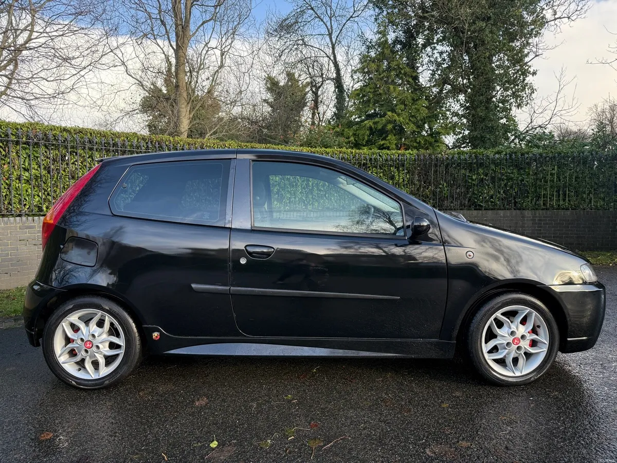 FIAT PUNTO HGT ABARTH NCT 09/26 - Image 3