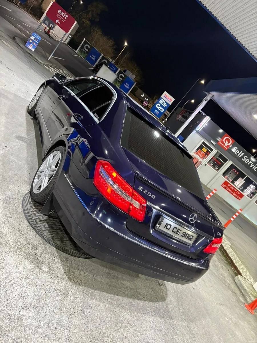 Merc E250 Manual - Image 4