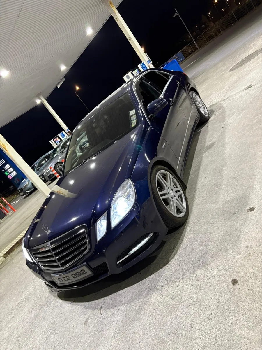 Merc E250 Manual - Image 3