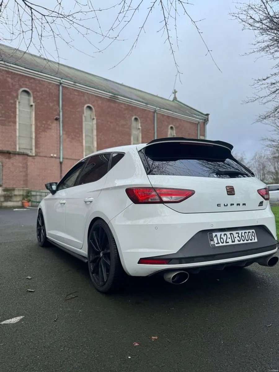 2016 Seat Cupra Leon 290 - Image 3