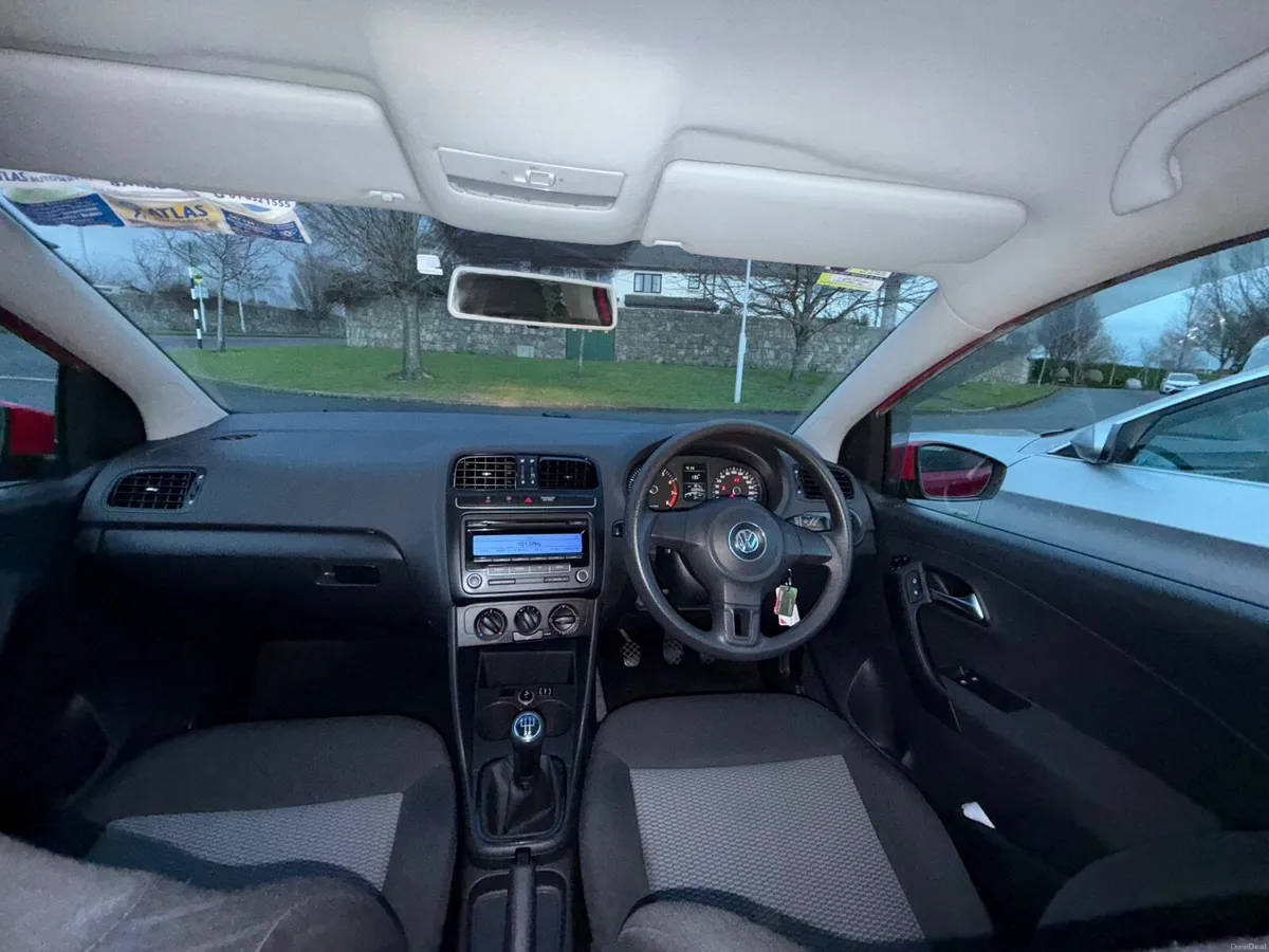Volkswagen Polo 2011 - Image 3