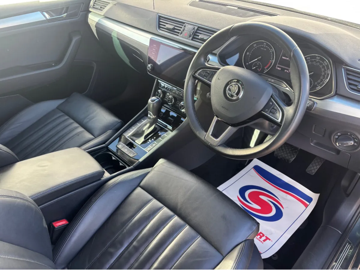 Skoda Superb AUTO 1.6 TDI SE TECHNOLOGY 1 120PS 5D - Image 2