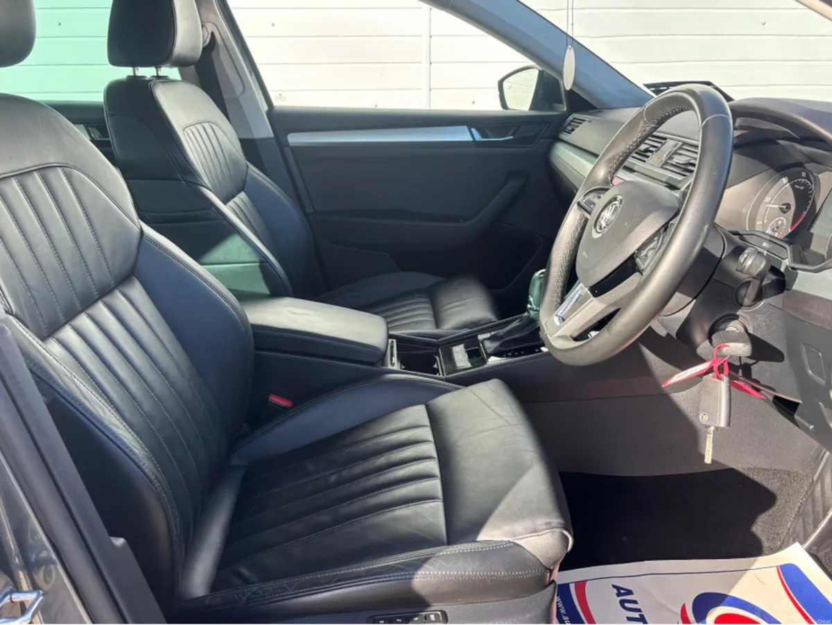 Skoda Superb AUTO 1.6 TDI SE TECHNOLOGY 1 120PS 5D - Image 3