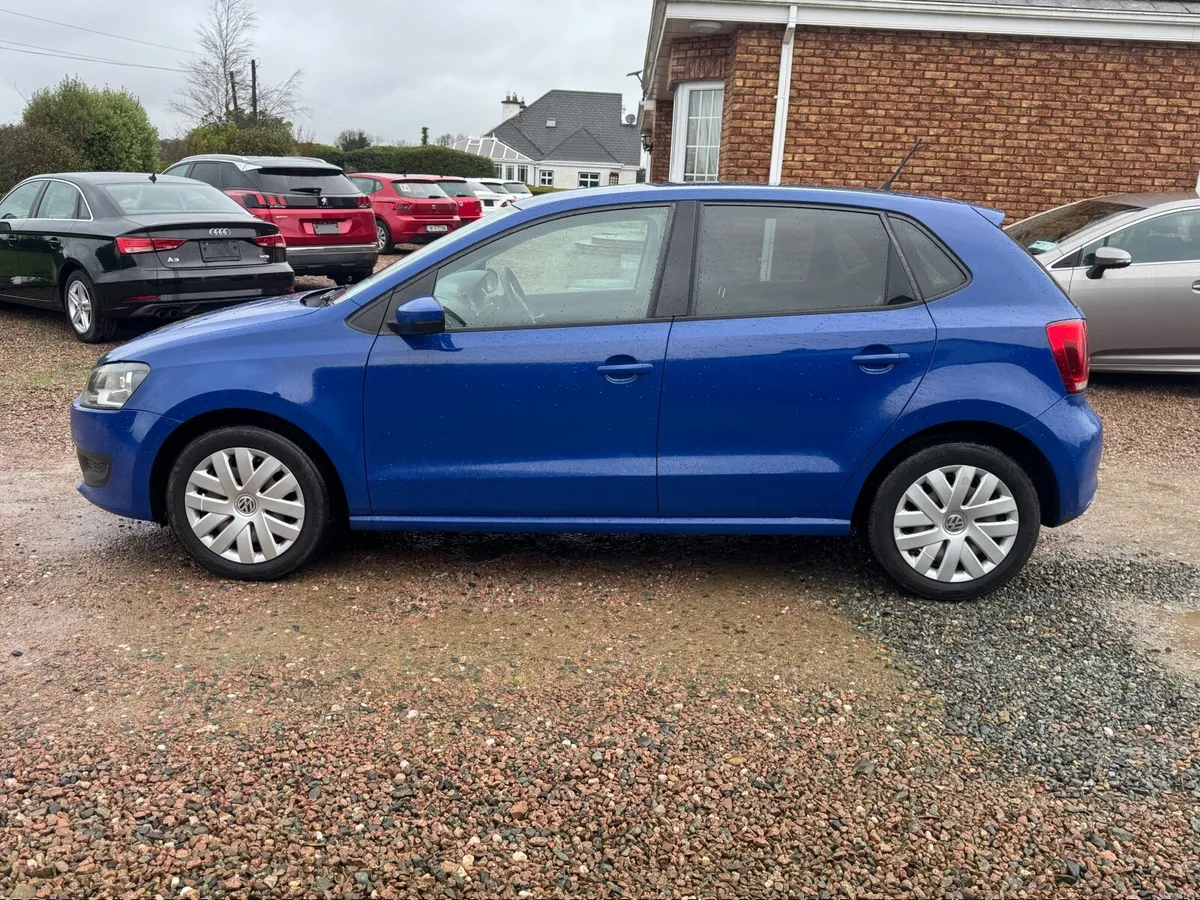 Volkswagen Polo 2011 - Image 4
