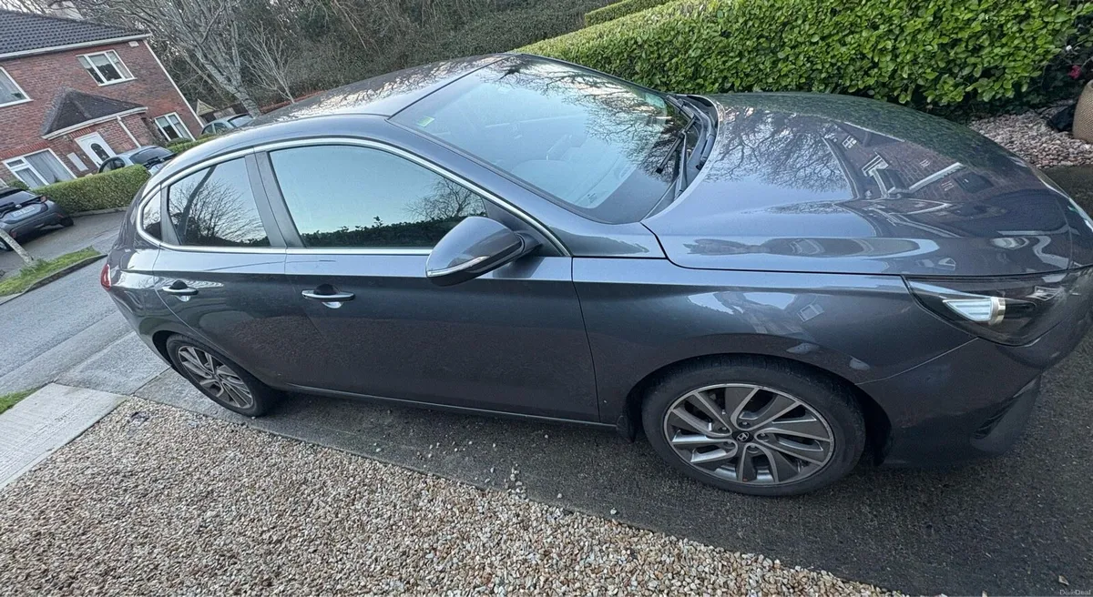 181 Hyundai i30 TGDI Fastback - Image 4