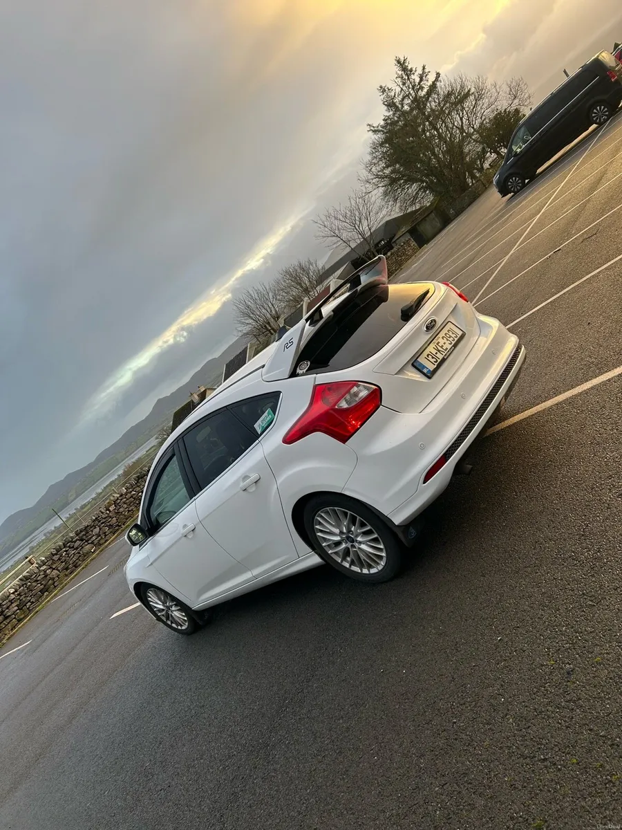 Ford Focus - Image 3