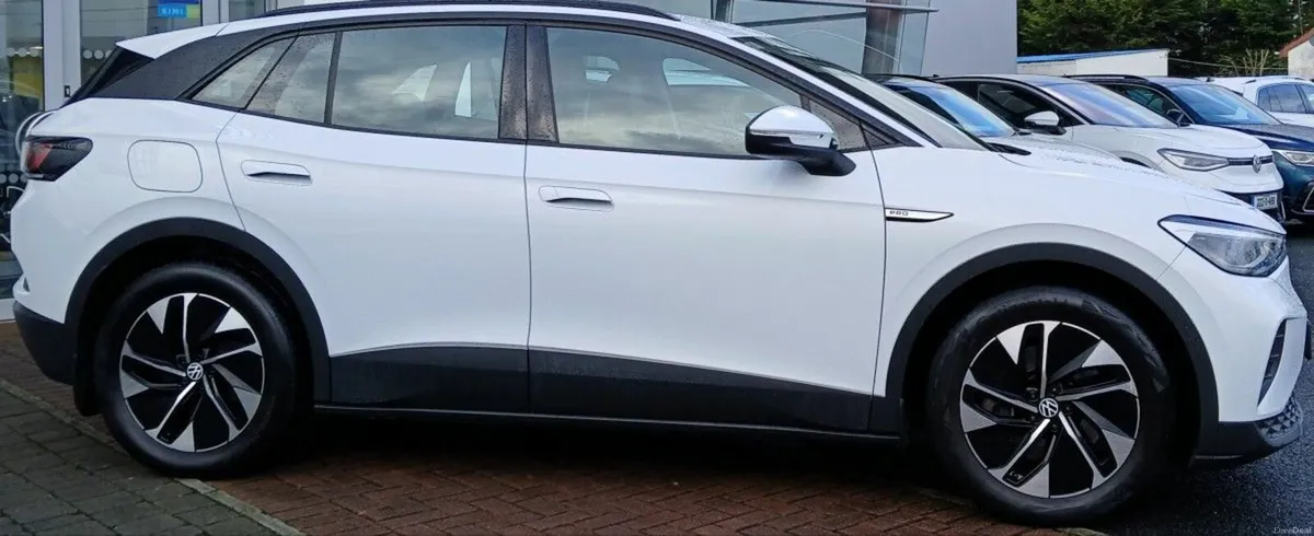 Volkswagen ID.4 LIFE 77kWh  **FULLY ELECTRIC, PARK - Image 3