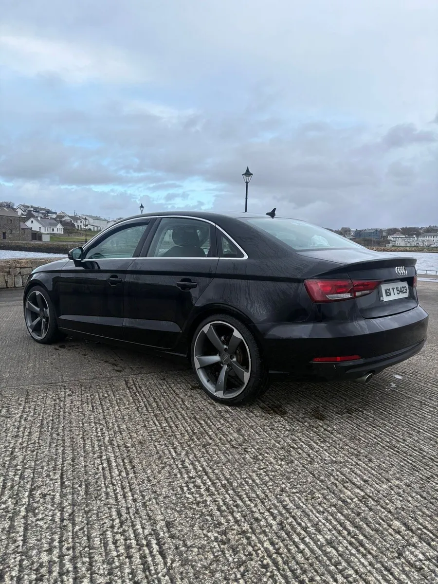 Audi a3 saloon manual - Image 3