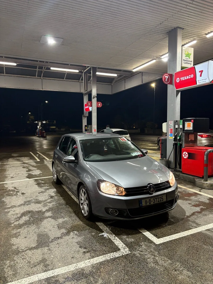 Volswagen golf - Image 1