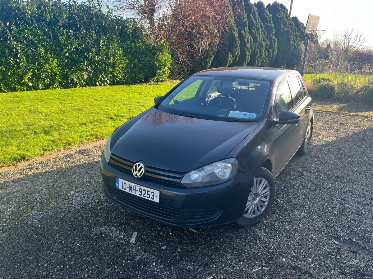Volkswagen Golf 2010 - Image 1