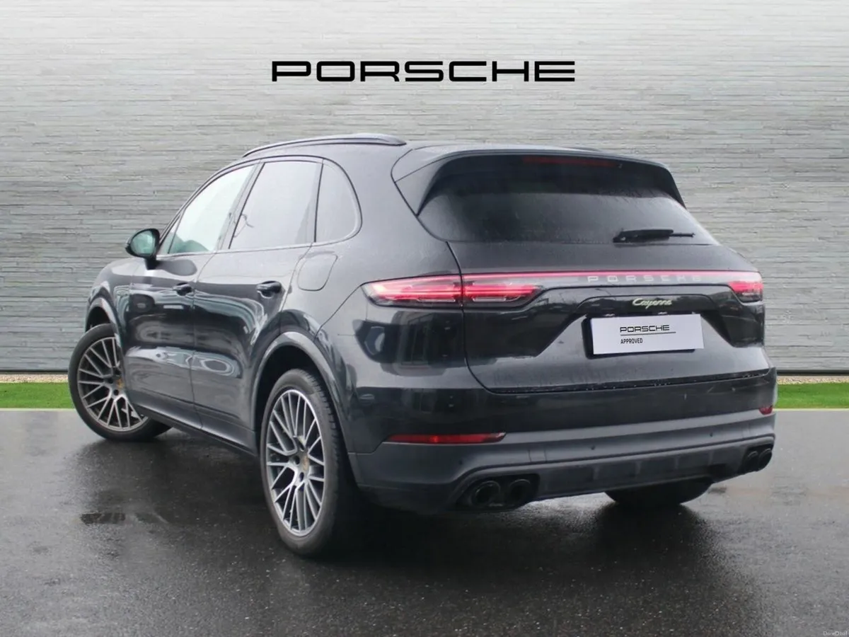 Porsche Cayenne E-Hybrid Platinum Edition - Image 2