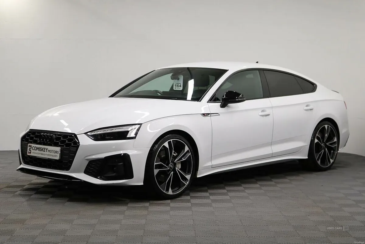 Audi A5 TFSI Black Edition - Image 3