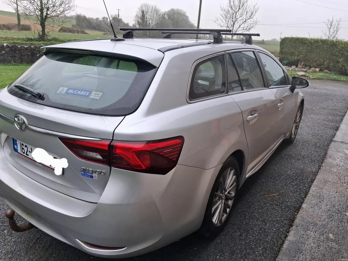 Toyota Avensis 2016 - Image 2