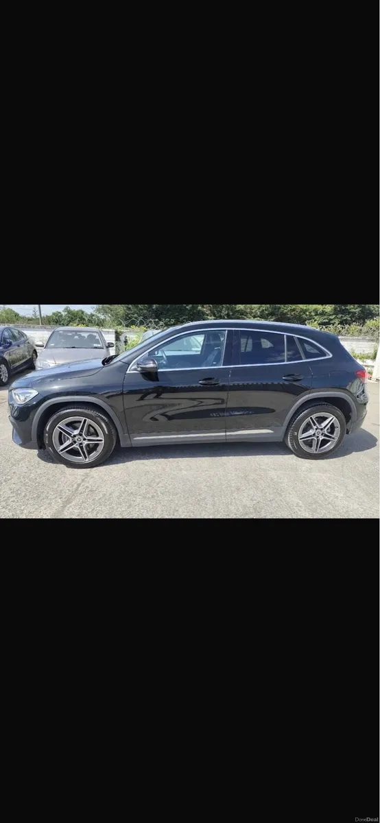 Mercedes Benz GLA - Image 2
