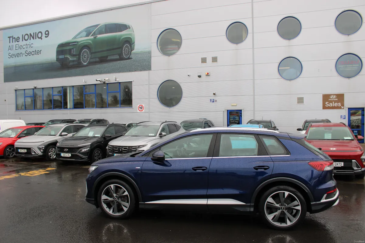 Audi e-tron 2022 - Image 2