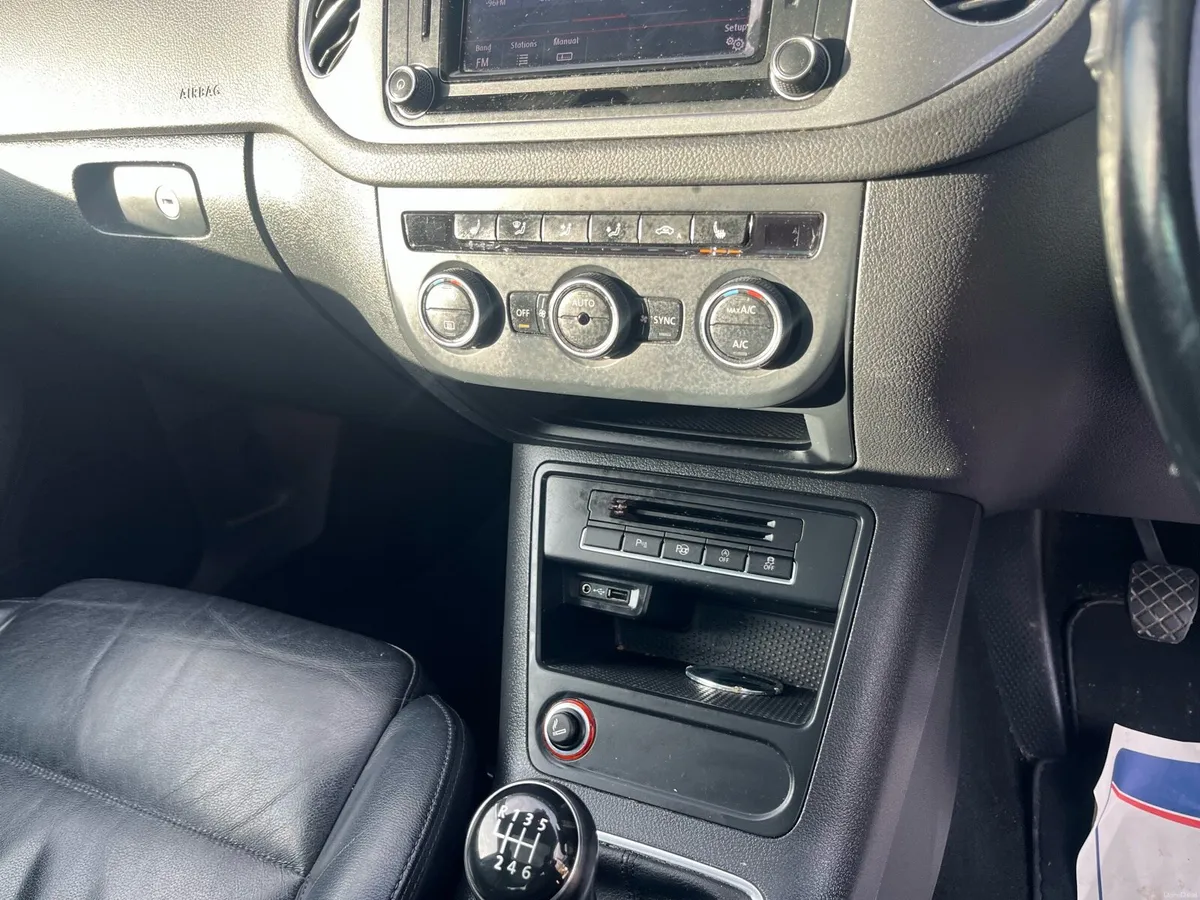 Vw TIGUAN SPORT 2.0 TDI * PAN ROOF - Image 4