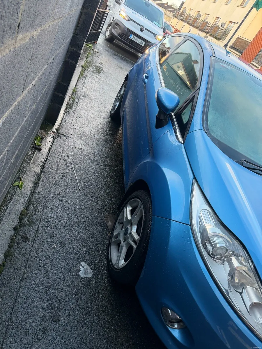 Ford Fiesta - Image 4