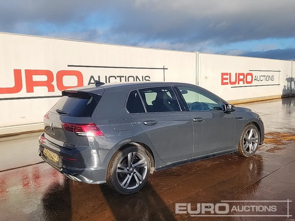 2022 Volkswagen Golf - Image 4