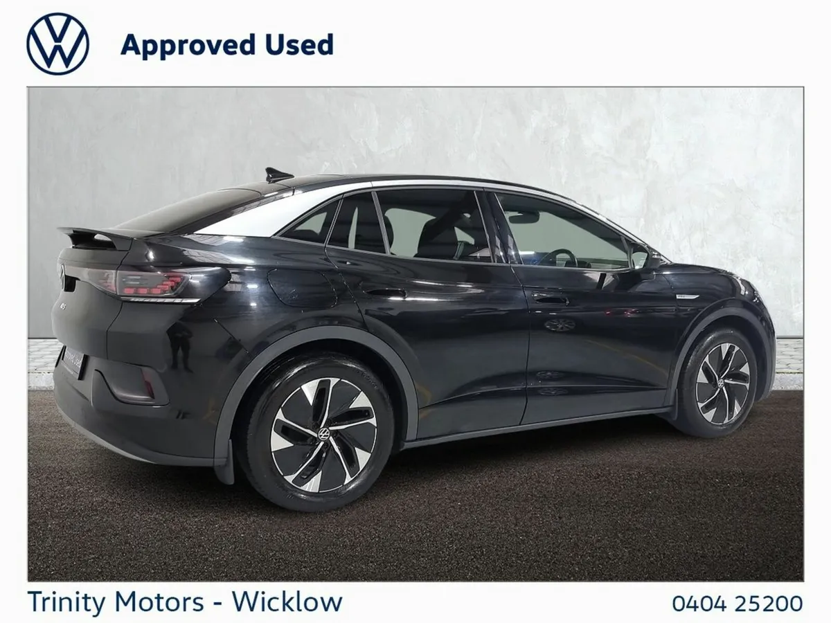 Volkswagen ID.5 ** PRO STYLE *** 77kWh ** 174BHP * - Image 3