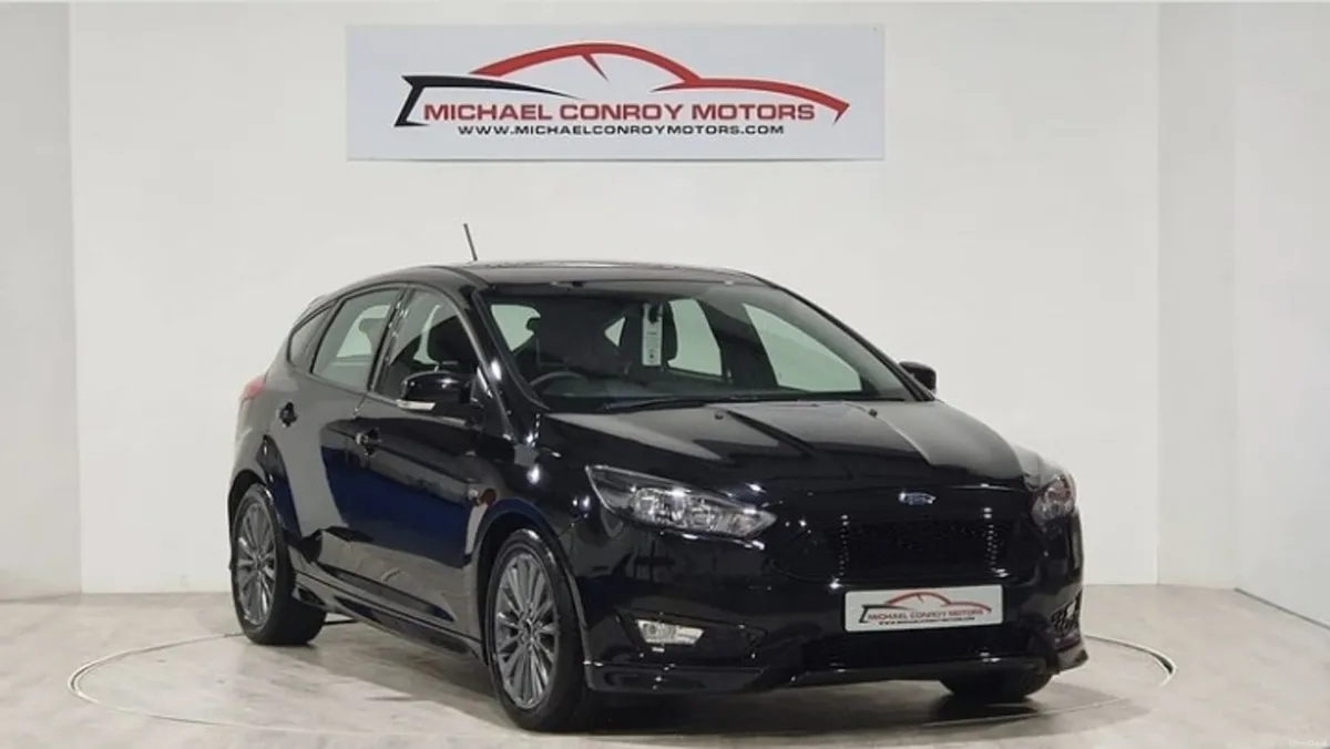 Ford Focus ST-LINE 2017 - FINANCE AVAILABLE - Image 2