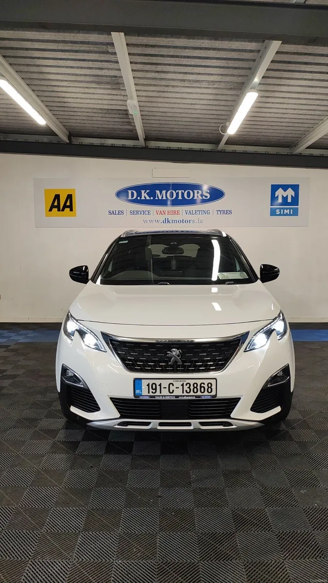 PEUGEOT 5008 AUTOMATIC 7 SEATER - Image 1